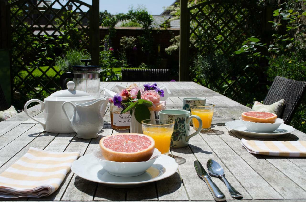 The Hollies Bed And Breakfast Uppingham Buitenkant foto