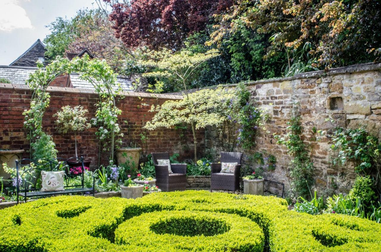 The Hollies Bed And Breakfast Uppingham Buitenkant foto